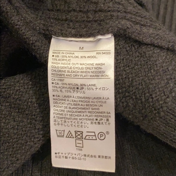 Banana Republic ⭐️2/$25⭐️ knit sweater - Picture 7 of 7